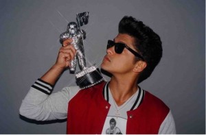 Bruno Mars is well known for fitting into many genres like Jazz, Blues, Reggae, Soft rock, R&B, etc.