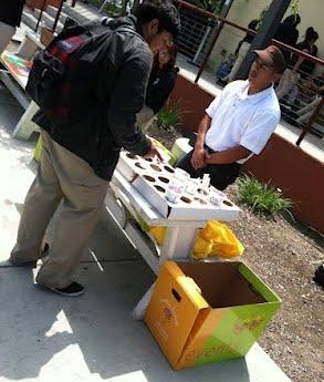 APB student purchasing a jamba juice provided by student council.
