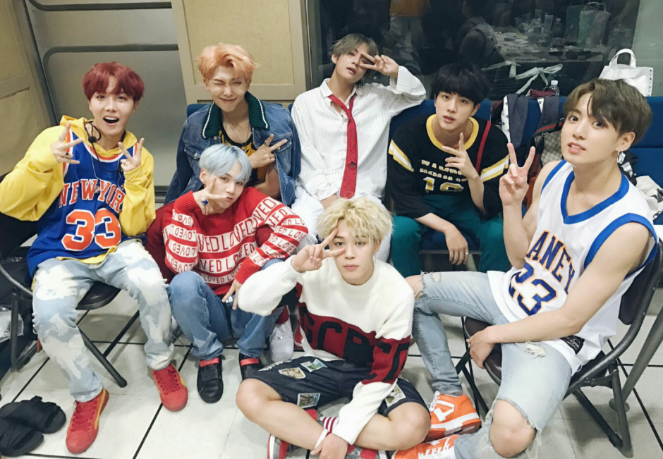 BTS+members+From+Left+to+Right+%28in+chairs%29%3A+J-Hope%2C+Rap+Monster%2C+V%2C+Jin%2C+Jungkook+From+Left+to+Right+%28on+the+floor%29%3A+Suga%2C+Jimin%0A
