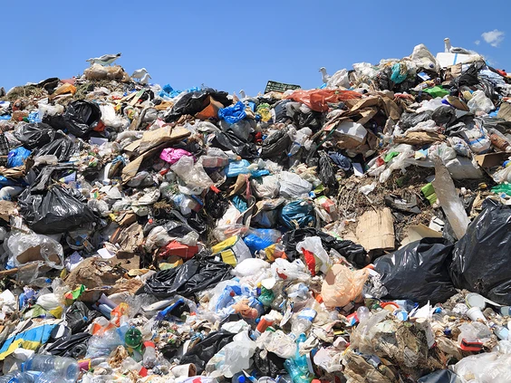 Used clothing in a landfill (Getty images, Toronto Sun)
