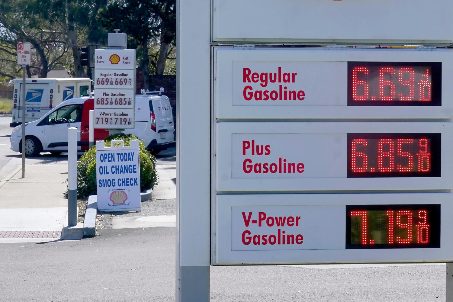 California Gas Prices Increase Once Again