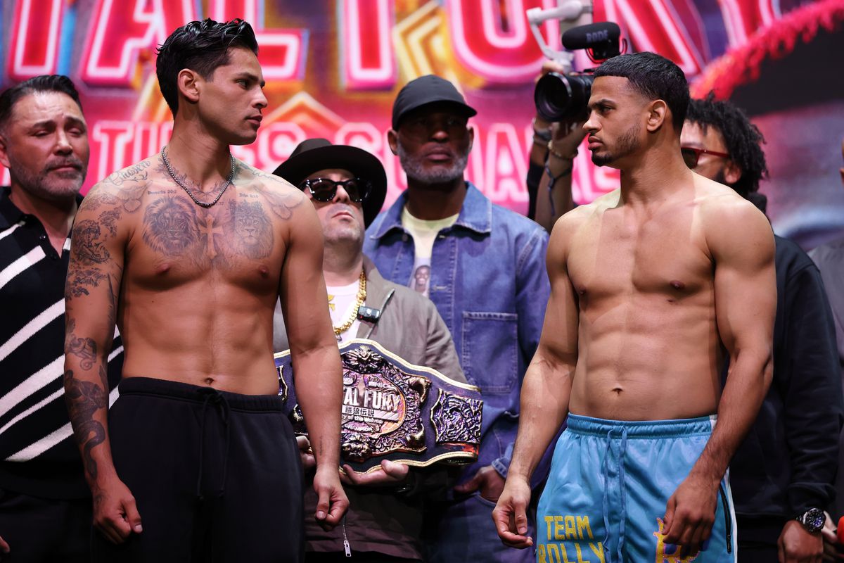 Picture courtesy of Cris Esqueda/Golden from mmamania.com
