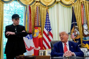 U.S. President Donald Trump and Elon Musk attend a press conference in the Oval Office of the White House in Washington, D.C., U.S., May 30, 2025. REUTERS/Nathan Howard
