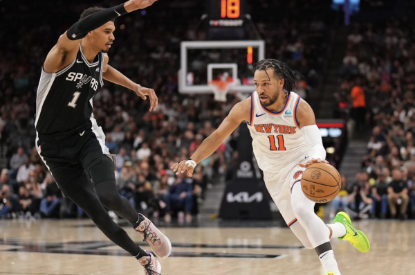 Navigation to Story: Spurs huge upset and Knicks Historical win